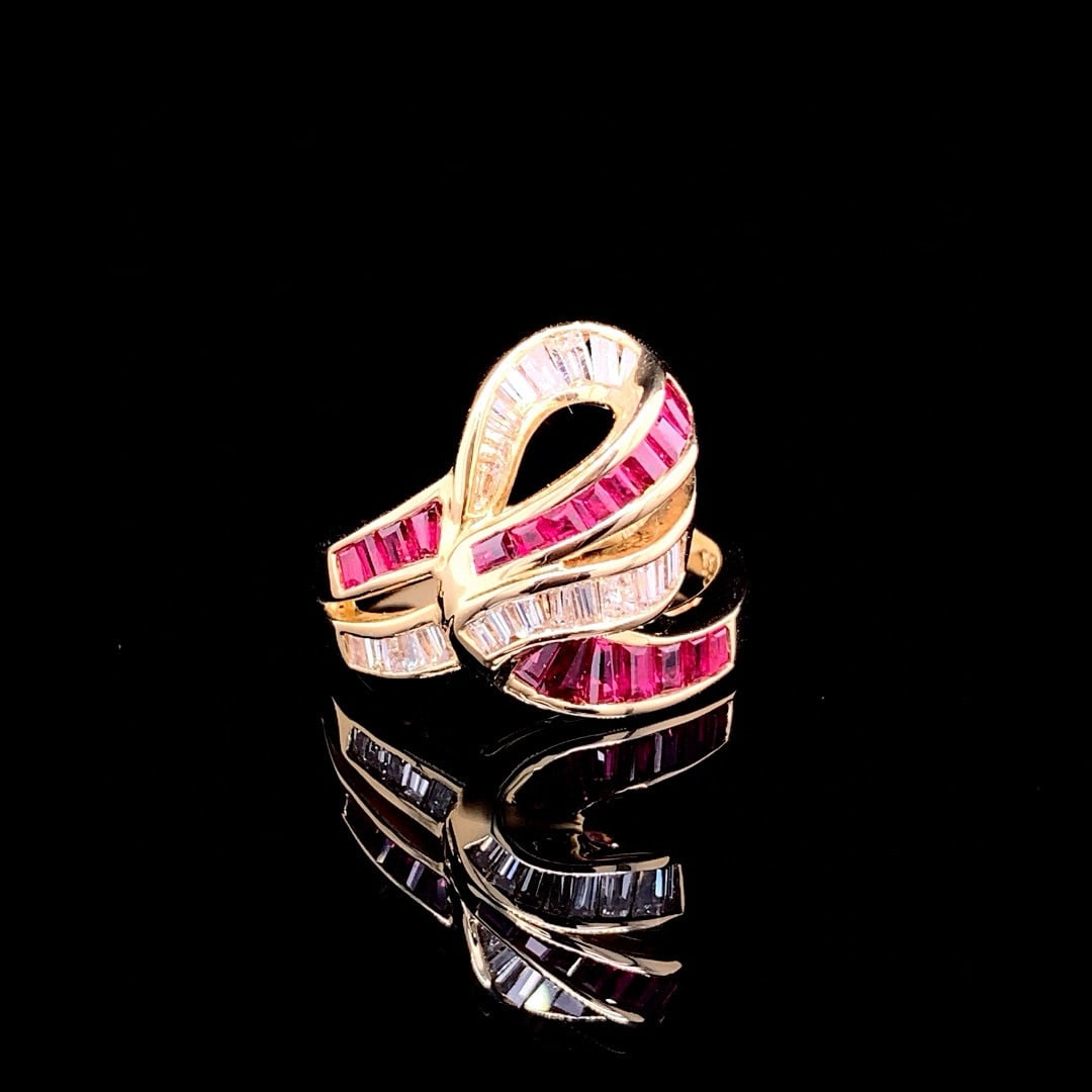 14k Gold 1.70 Ctw Natural Ruby & Diamond Ring: Ref:230992068 // gold content:14k gold // ring size:7. 25us // // main gemstone:ruby // shape:baguette // carat weight:1. 02ct // color:red // treatment:natural // // adjacent gemstone 2 : diamond //