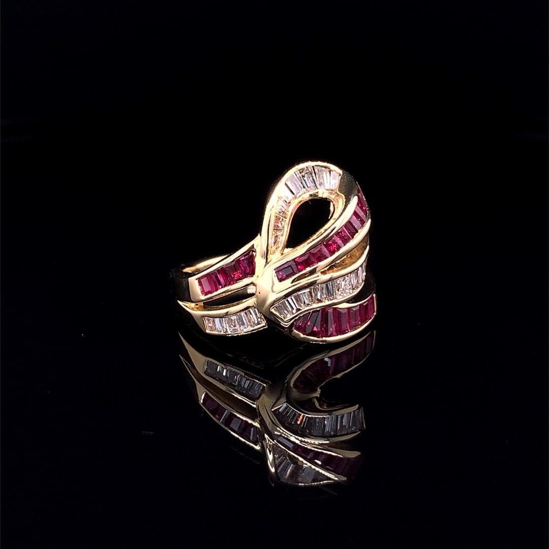 14k Gold 1.70 Ctw Natural Ruby & Diamond Ring - 4