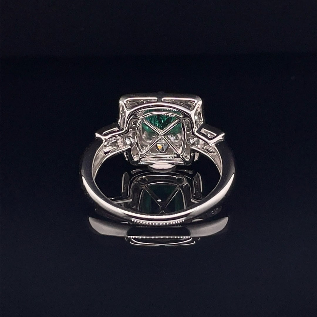 14k Gold 1.78 Ctw Vivid Green Natural Emerald & Diamond Ring - 2