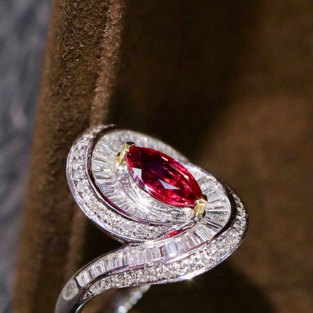 14k Gold 1.36 Ctw Natural Ruby & Diamond Ring - 2