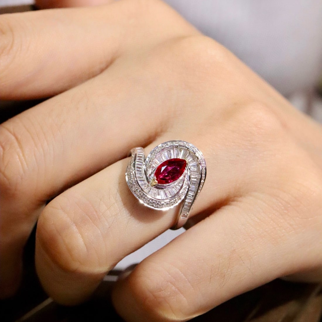 14k Gold 1.36 Ctw Natural Ruby & Diamond Ring - 5