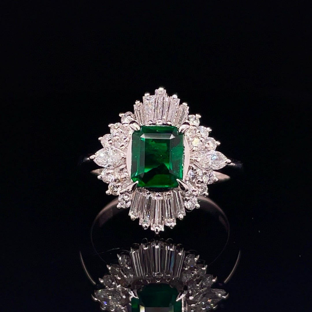 14k Gold 1.70 Ctw Vivid Green Natural Emerald & Diamond Ring: Ref:230992097 // gold content:14k gold // ring size:7. 25us // // main gemstone:emerald // shape:octagonal // carat weight:0. 86ct // color:vivid green // treatment:natural // // adjacent gemstone 2 :