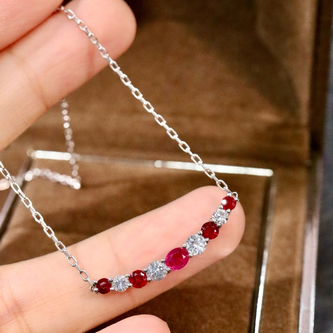 14k Gold 1.64 Ctw Natural Ruby & Sapphire Necklace: Ref:230992108 // gold content:14k gold // main gemstone:ruby // shape:multiply // carat weight:1. 02ct // color:red // treatment:natural // // adjacent gemstone 2 : sapphire // shape:round // carat