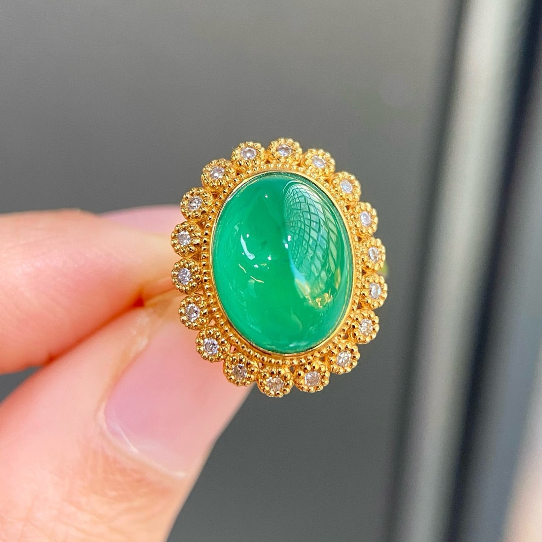 14k Gold 4.28 Ctw Natural Emerald & Diamond Ring - 3