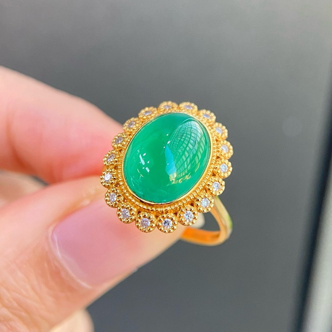 14k Gold 4.28 Ctw Natural Emerald & Diamond Ring - 4