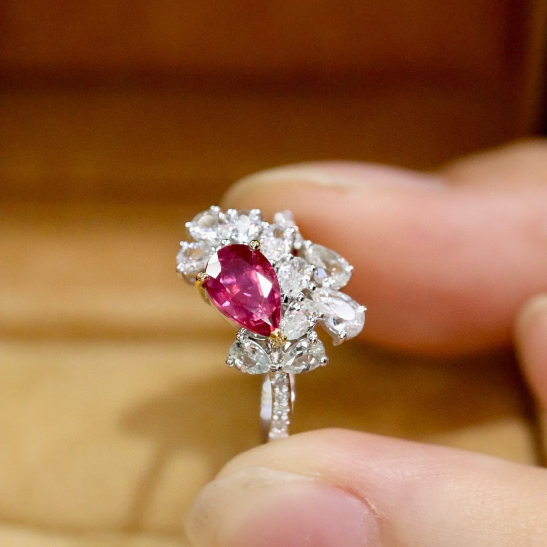 14k Gold 0.85 Ctw Natural Ruby & Diamond Ring - 2