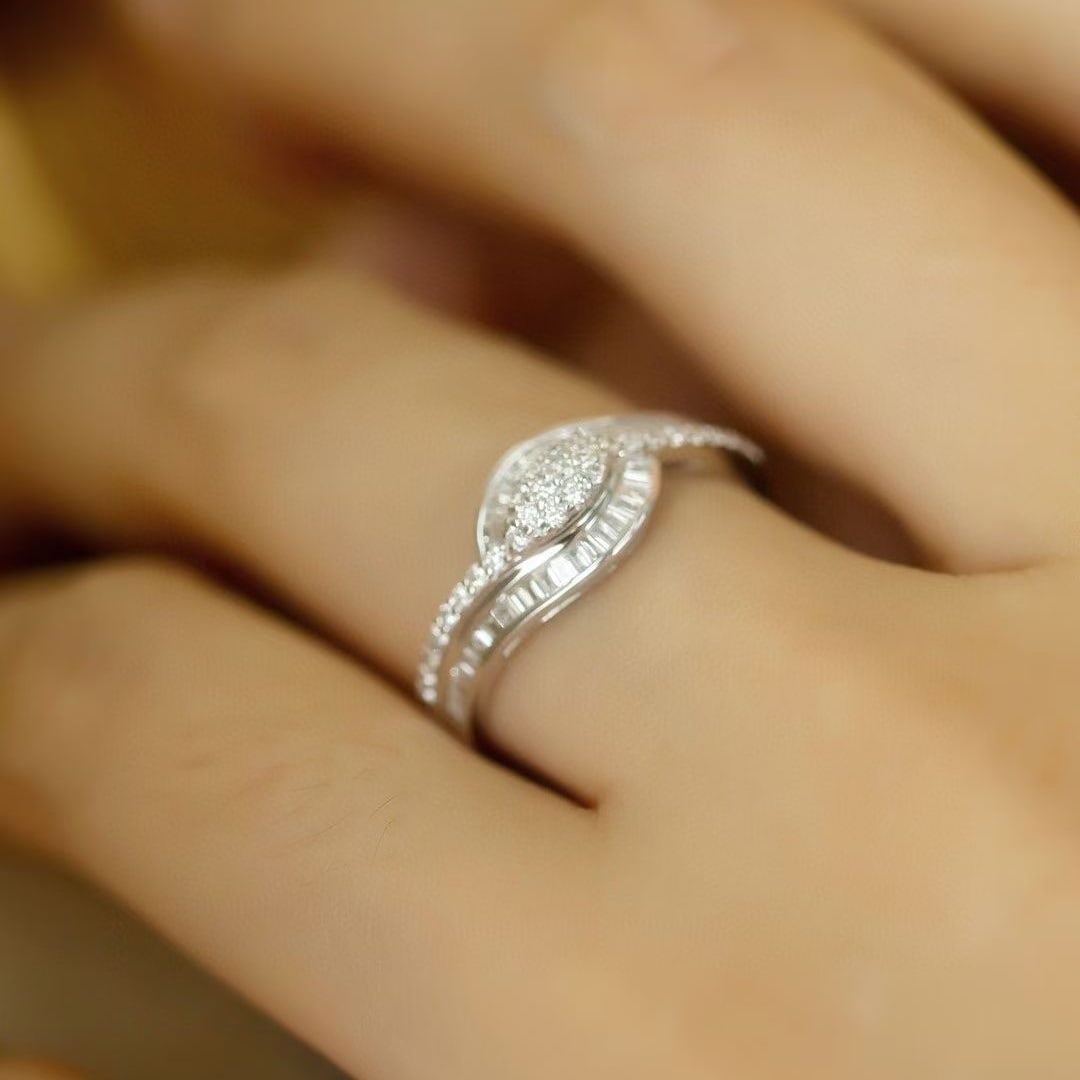 14k Gold 0.50 Ct Natural H Diamond Ring - 4