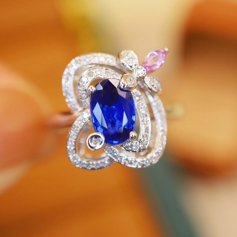 14k Gold 1.23 Ctw Vivid Blue Natural Sapphire & Diamond Ring: Ref:230992155 // gold content:14k gold // ring size:7. 25us // // main gemstone:sapphire // shape:oval // carat weight:1. 05ct // color:vivid blue // treatment:natural // // adjacent gemstone 2 :
