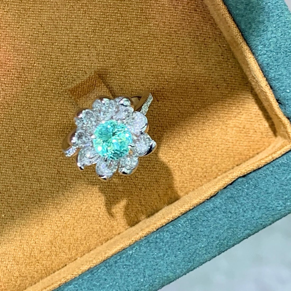 14k Gold 2.52 Ctw Natural Paraiba Tourmaline & Diamond Ring - 2