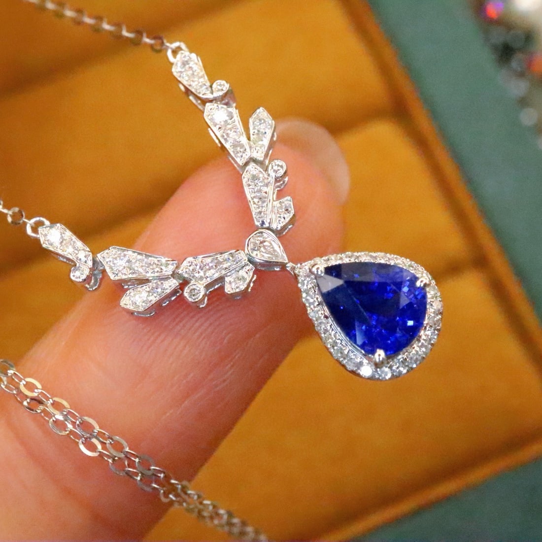 14k Gold 1.44 Ctw Natural Sapphire & Diamond Necklace - 3