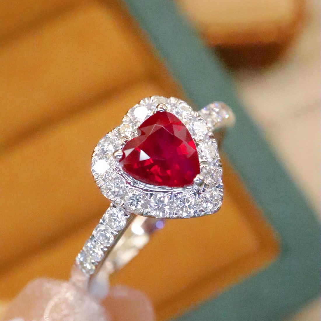 14k Gold 1.34 Ctw Natural Ruby & Diamond Ring - 2