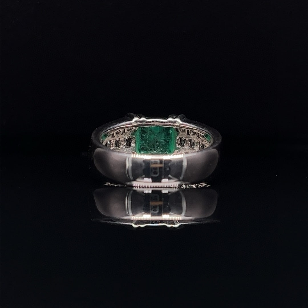 14k Gold 1.80 Ctw Vivid Green Natural Emerald & Diamond Ring - 4