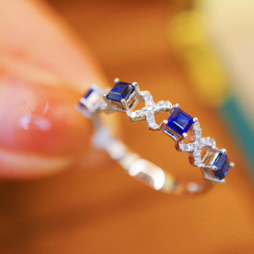 14k Gold 0.88 Ctw Natural Sapphire & Diamond Ring - 3
