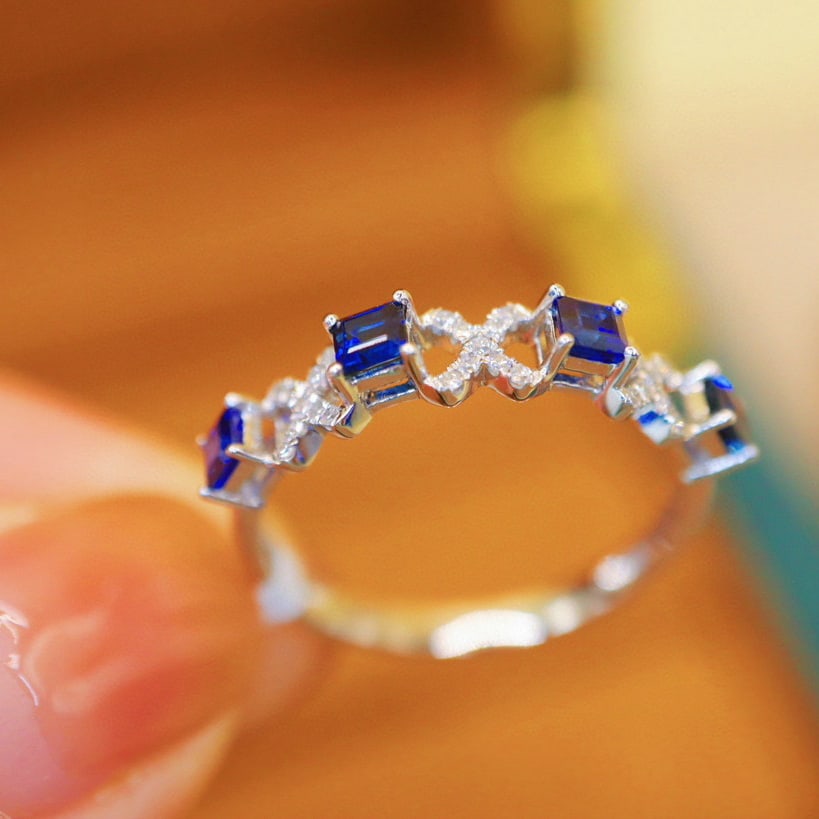 14k Gold 0.88 Ctw Natural Sapphire & Diamond Ring - 4