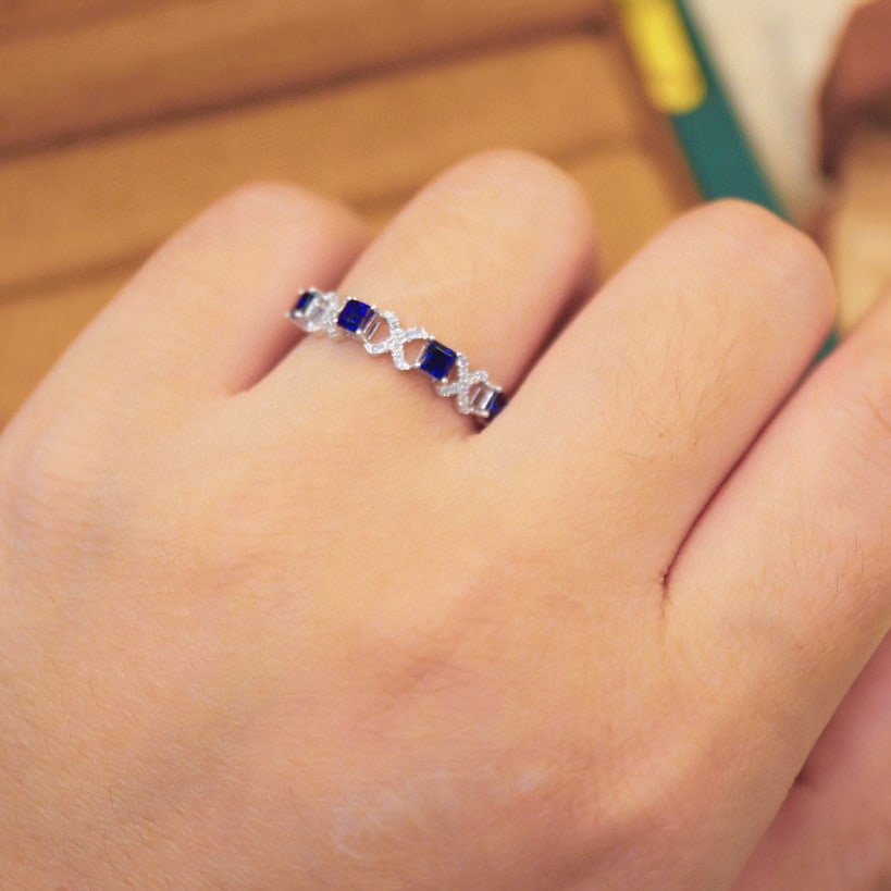 14k Gold 0.88 Ctw Natural Sapphire & Diamond Ring - 6