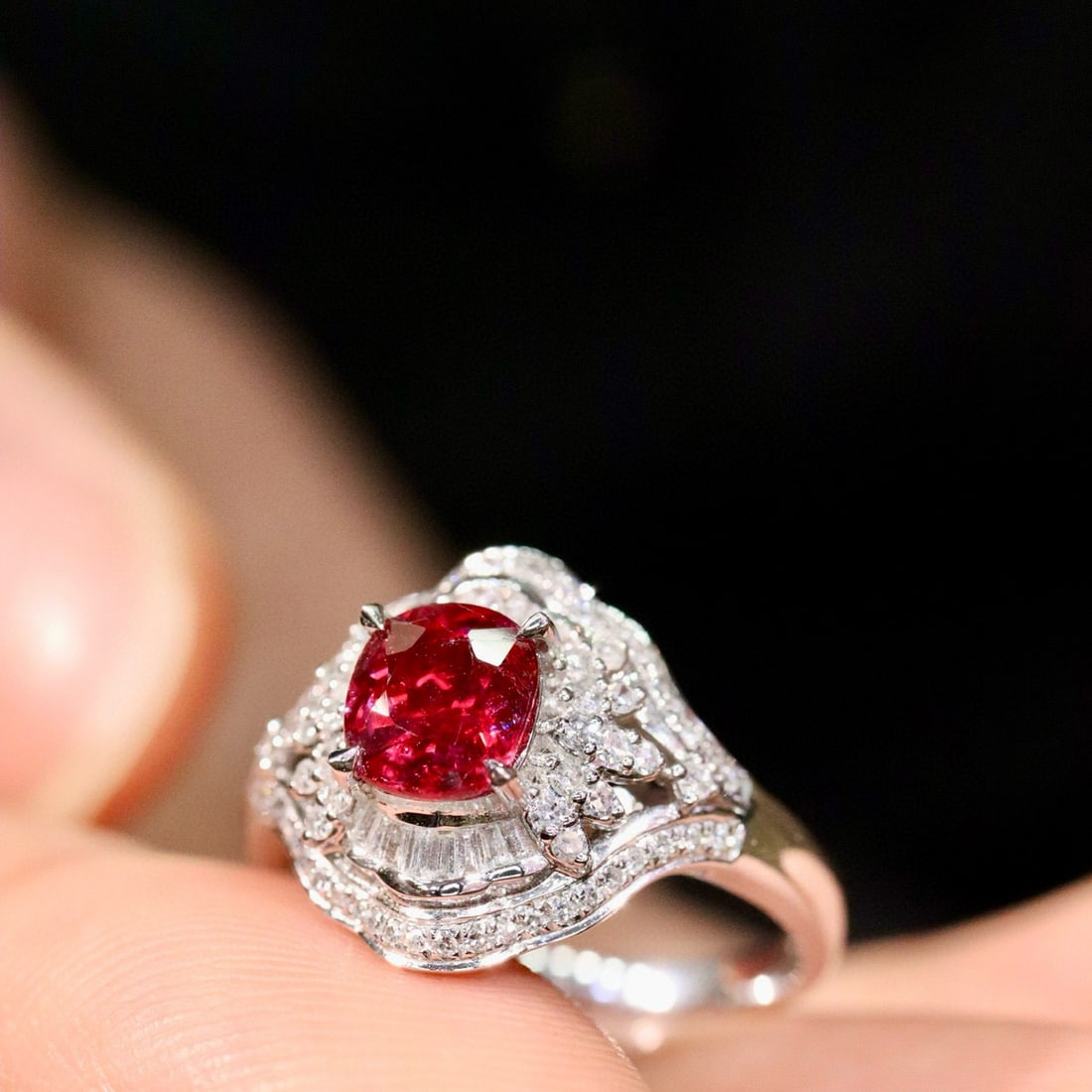 14k Gold 1.54 Ctw Natural Ruby & Diamond Ring - 2