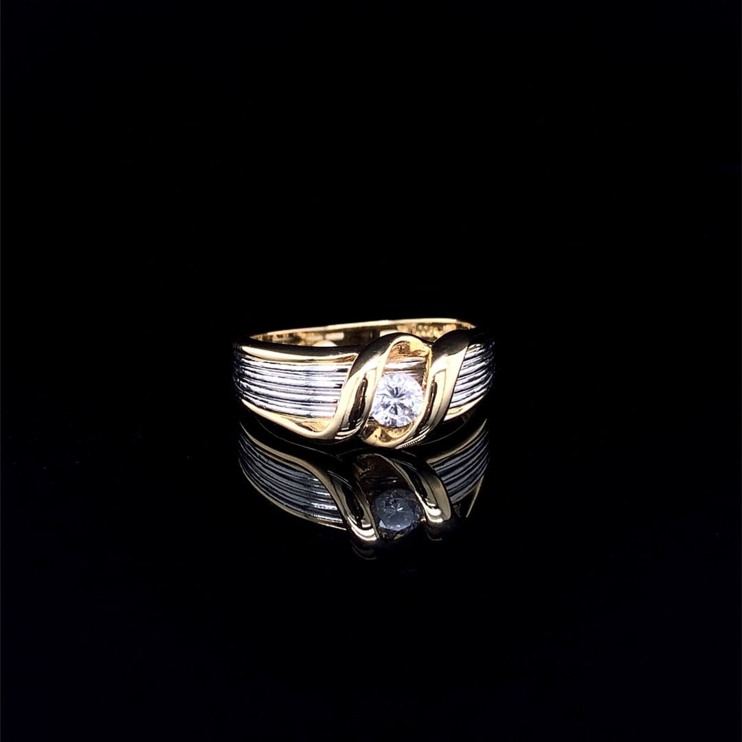 14k Gold 0.2 Ct Natural H Diamond Ring - 4