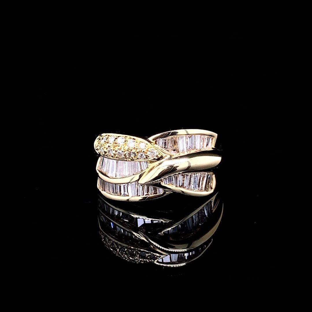14k Gold 1.09 Ct Natural H Diamond Ring: Ref:230992208 // gold content:14k gold // ring size:7. 25us // // main gemstone:diamond // shape:multiply // carat weight:1. 09ct // clarity grade:vs-si // color:h // treatment:natural // Condition: