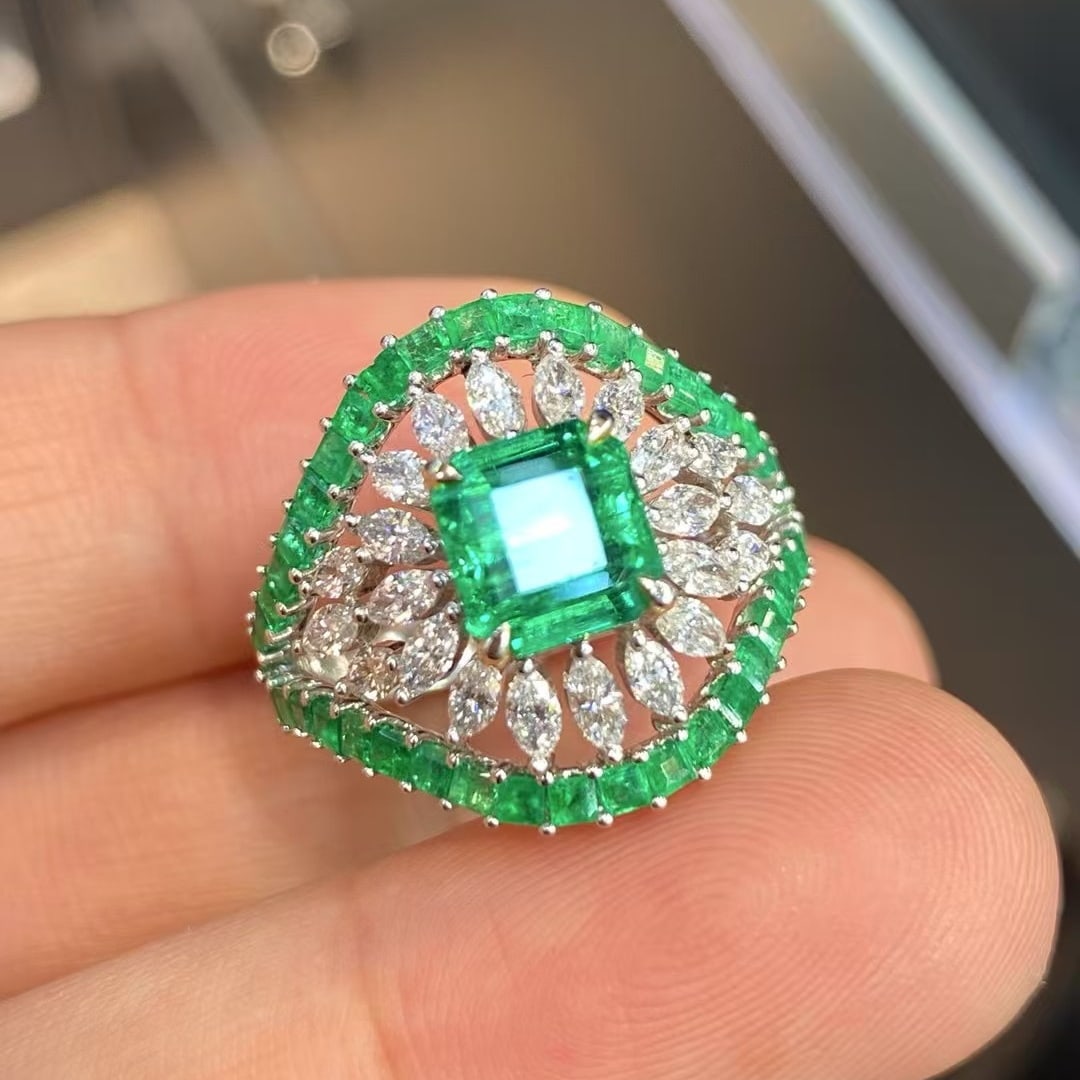 14k Gold 2.97 Ctw Vivid Green Natural Emerald & Emerald Ring - 3