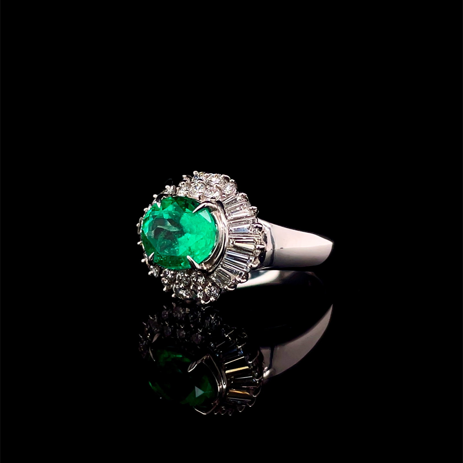 14k Gold 2.97 Ctw Vivid Green Natural Emerald & Diamond Ring - 4