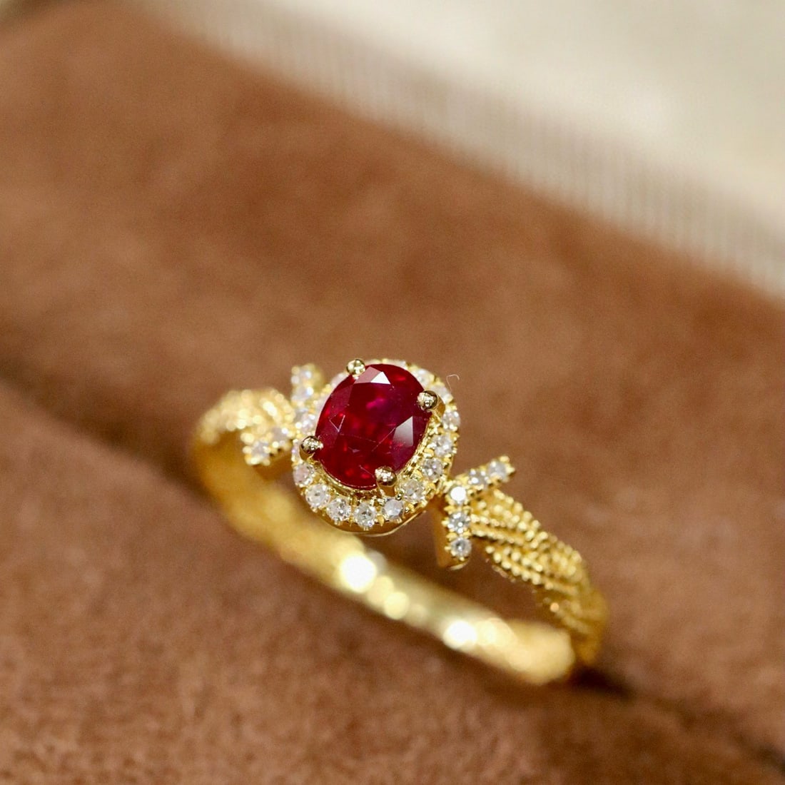 14k Gold 0.50 Ctw Natural Ruby & Diamond Ring - 3
