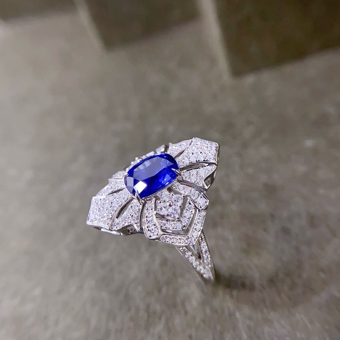 14k Gold 2.62 Ctw Natural Sapphire & Diamond Ring - 3