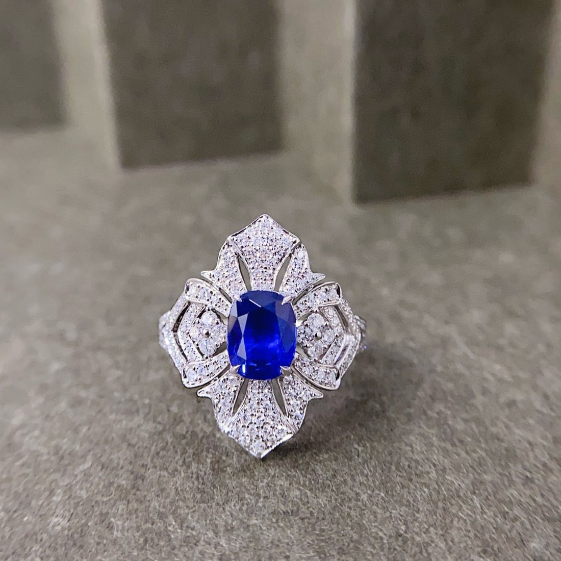 14k Gold 2.62 Ctw Natural Sapphire & Diamond Ring - 4