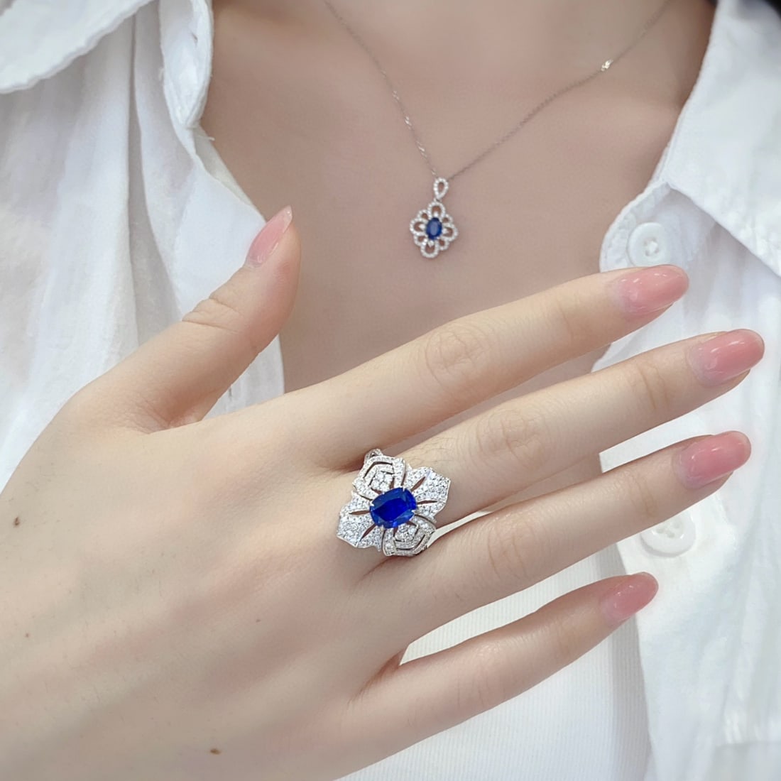 14k Gold 2.62 Ctw Natural Sapphire & Diamond Ring - 5