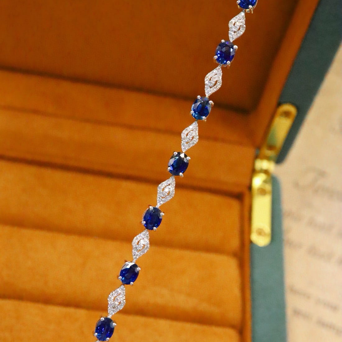 14k Gold 2.81 Ctw Natural Sapphire & Diamond Bracelet: Ref:230992226 // gold content:14k gold // main gemstone:sapphire // shape:oval // carat weight:2. 48ct // color:royal blue // treatment:natural // // adjacent gemstone 2 : diamond // number of