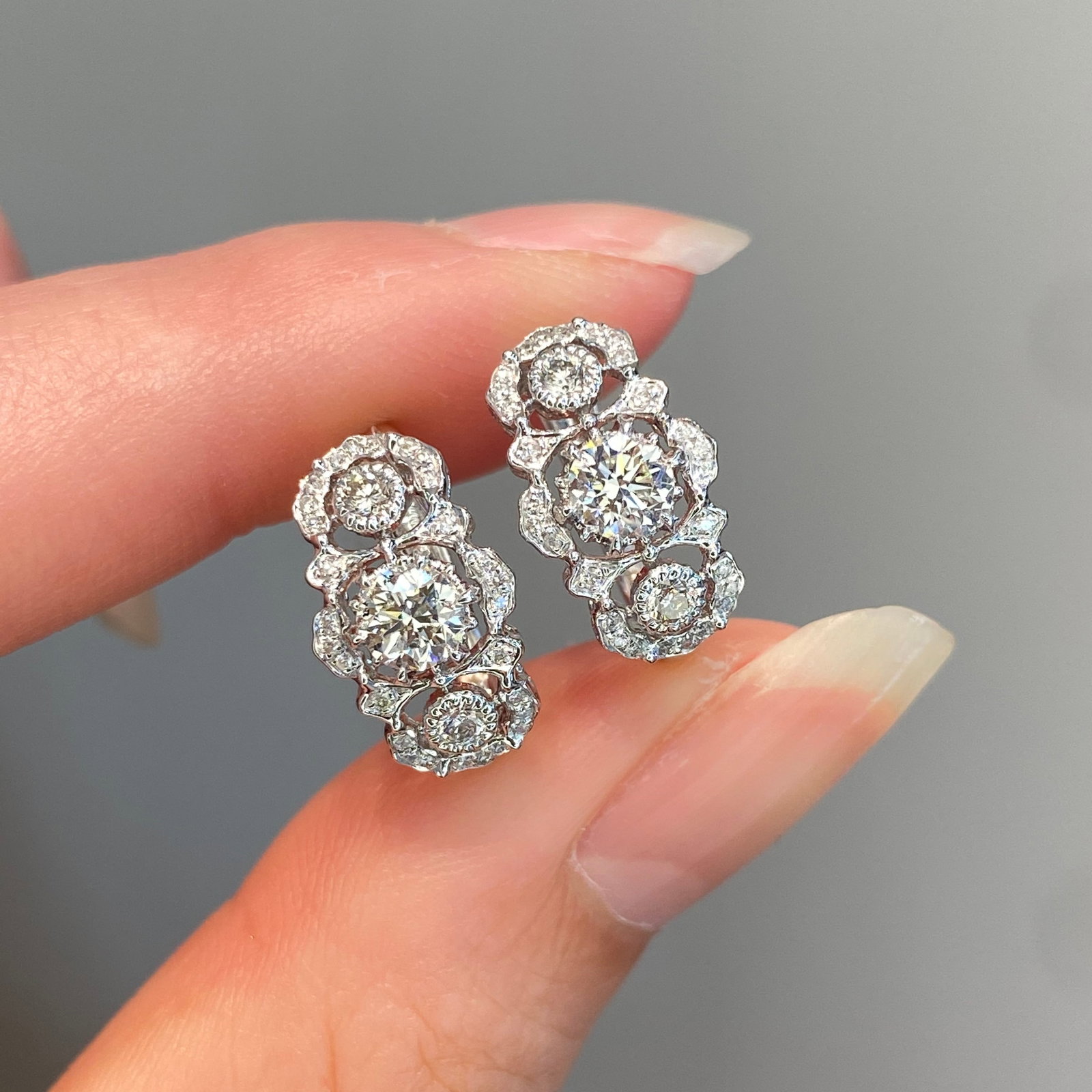 14k Gold 0.86 Ctw Natural H Diamond Earrings (1 of 5)