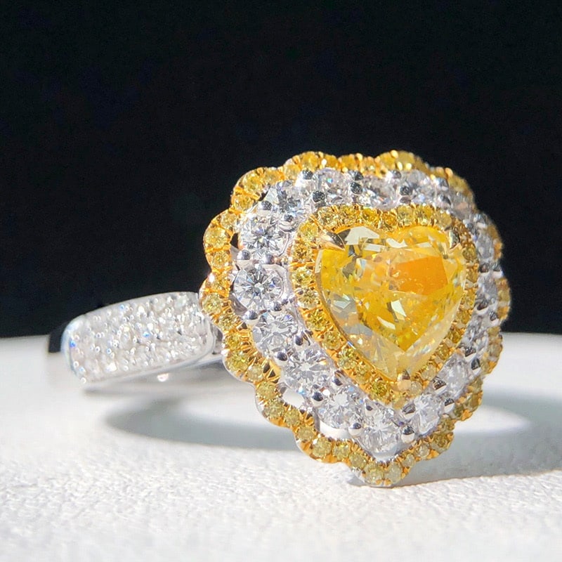 14k Gold 1.00 Ct Natural Yellow Diamond & Diamond Ring - 2