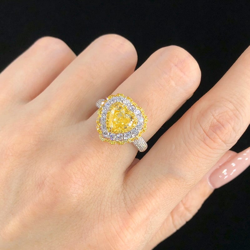 14k Gold 1.00 Ct Natural Yellow Diamond & Diamond Ring - 3