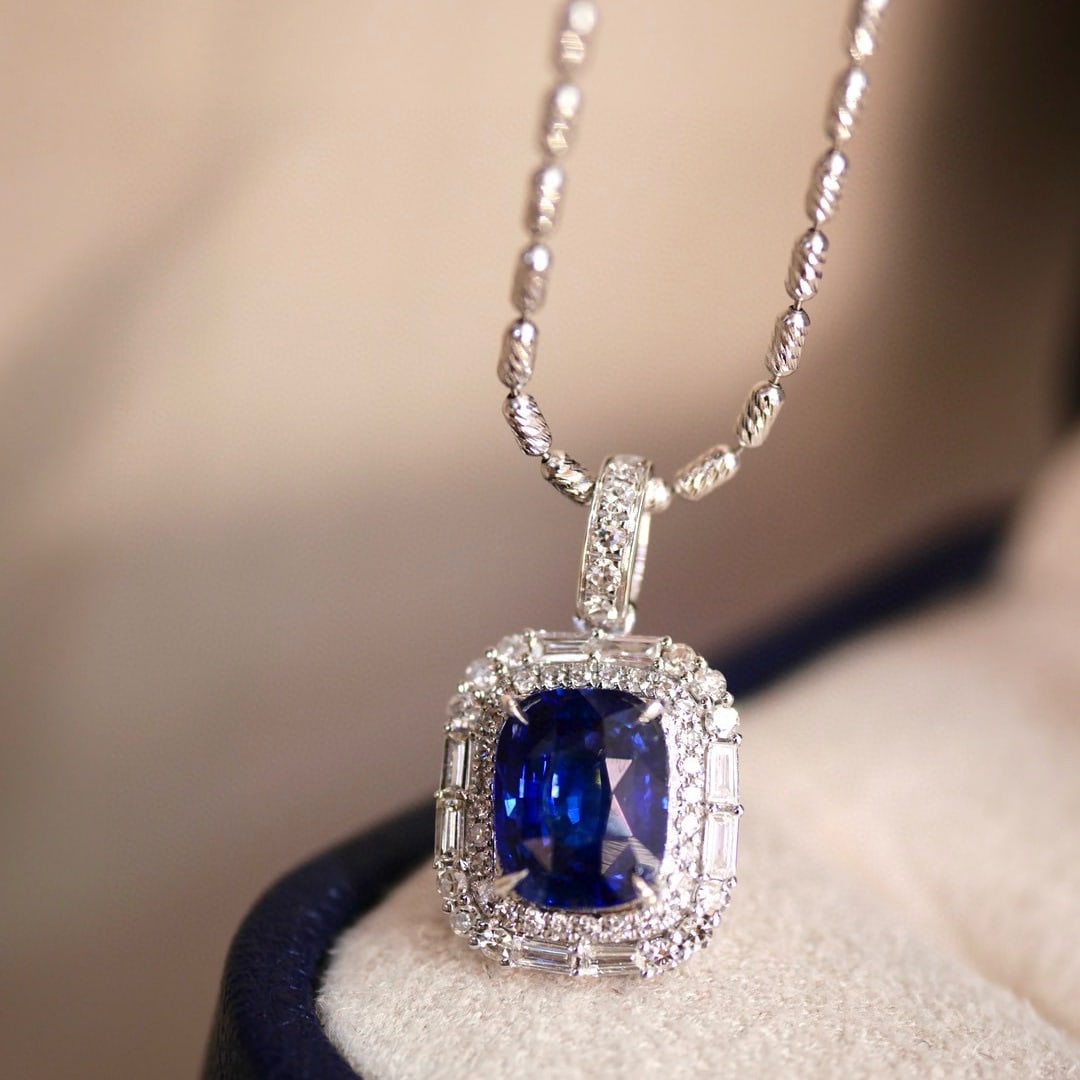 14k Gold 1.50 Ctw Natural Sapphire & Diamond Pendant( Without Chain ): Ref:230992317 // gold content:14k gold // main gemstone:sapphire // shape:cushion // carat weight:1. 21ct // color:royal blue // treatment:natural // // adjacent gemstone 2 : diamond //