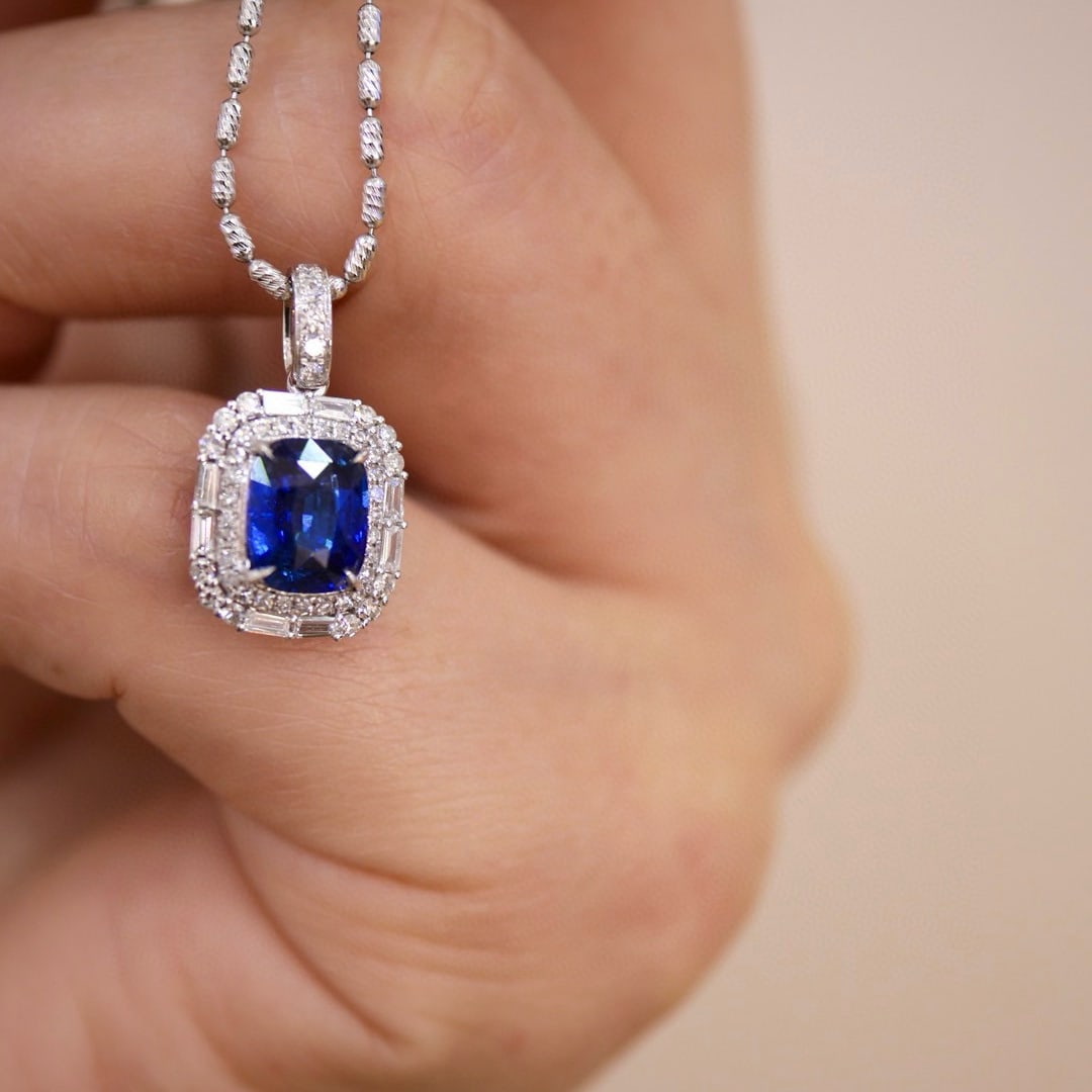 14k Gold 1.50 Ctw Natural Sapphire & Diamond Pendant( Without Chain ) - 2