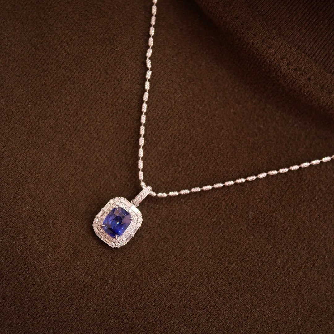 14k Gold 1.50 Ctw Natural Sapphire & Diamond Pendant( Without Chain ) - 3