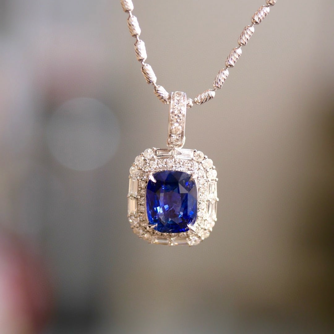 14k Gold 1.50 Ctw Natural Sapphire & Diamond Pendant( Without Chain ) - 4