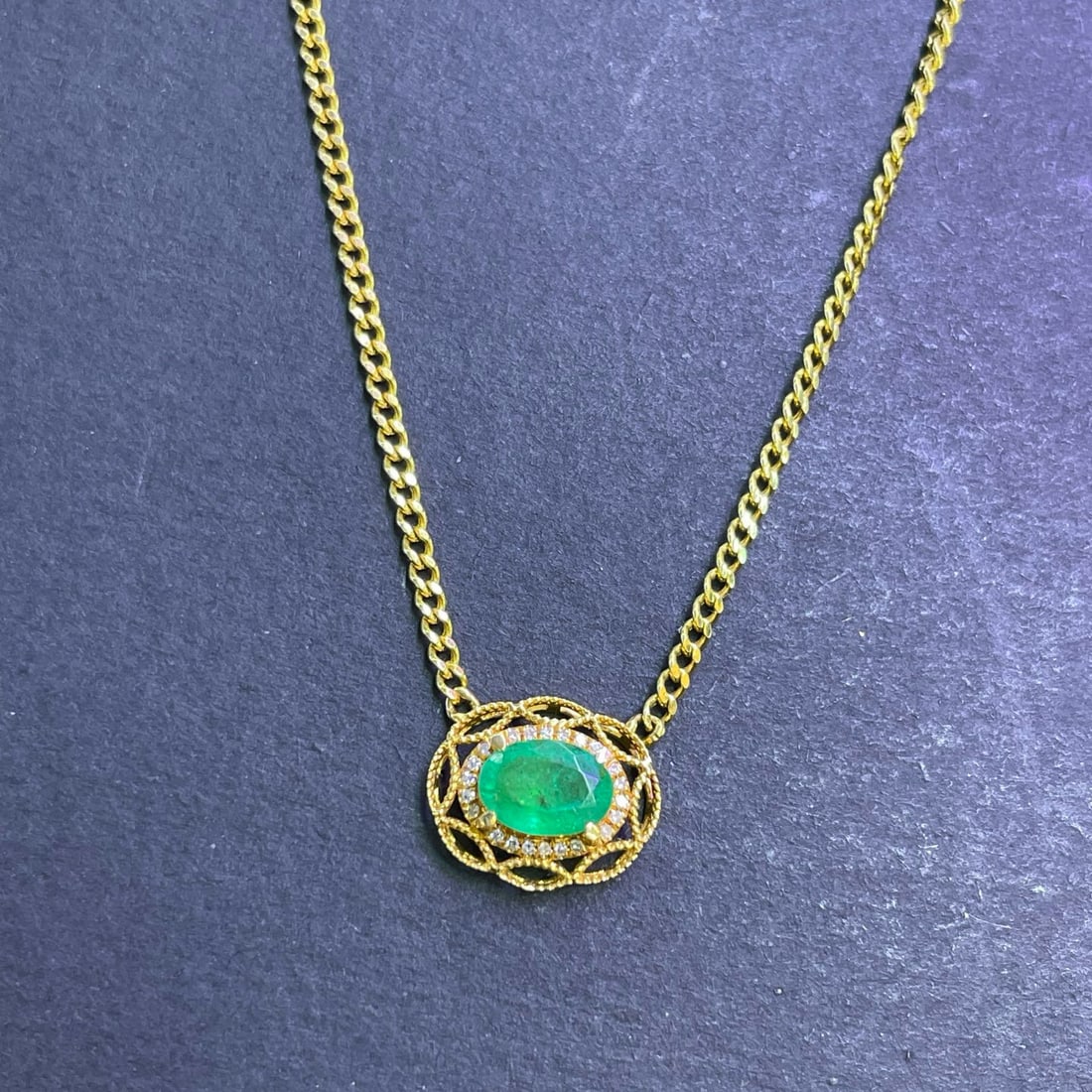 14k Gold 1 Ct Vivid Green Natural Emerald & Diamond Necklace - 5