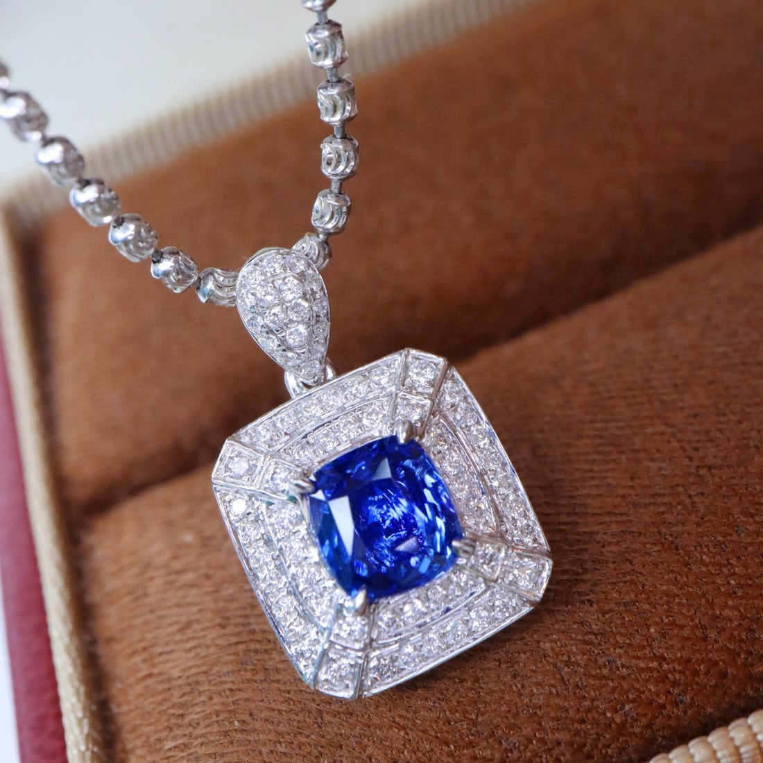 14k Gold 1.31 Ctw Natural Sapphire & Diamond Pendant( Without Chain ): Ref:230992332 // gold content:14k gold // main gemstone:sapphire // shape:cushion // carat weight:1. 04ct // color:royal blue // treatment:natural // // adjacent gemstone 2 : diamond // shape:round