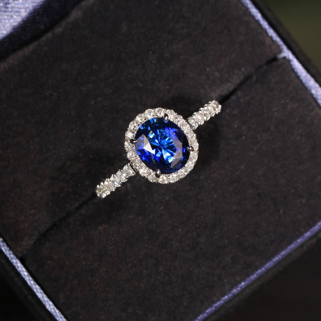 14k Gold 1.05 Ct Natural Sapphire & Diamond Ring - 2