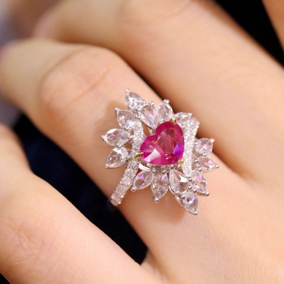 14k Gold 2.19 Ctw Natural Padparadscha Sapphire & Diamond Ring - 5