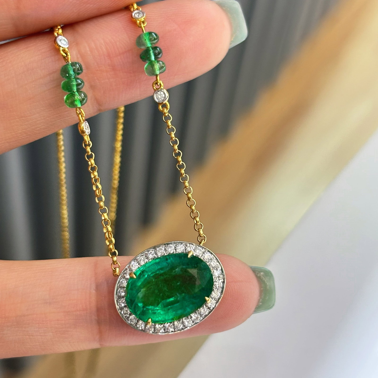 14k Gold 6.05 Ct Natural Emerald & Diamond Necklace - 3