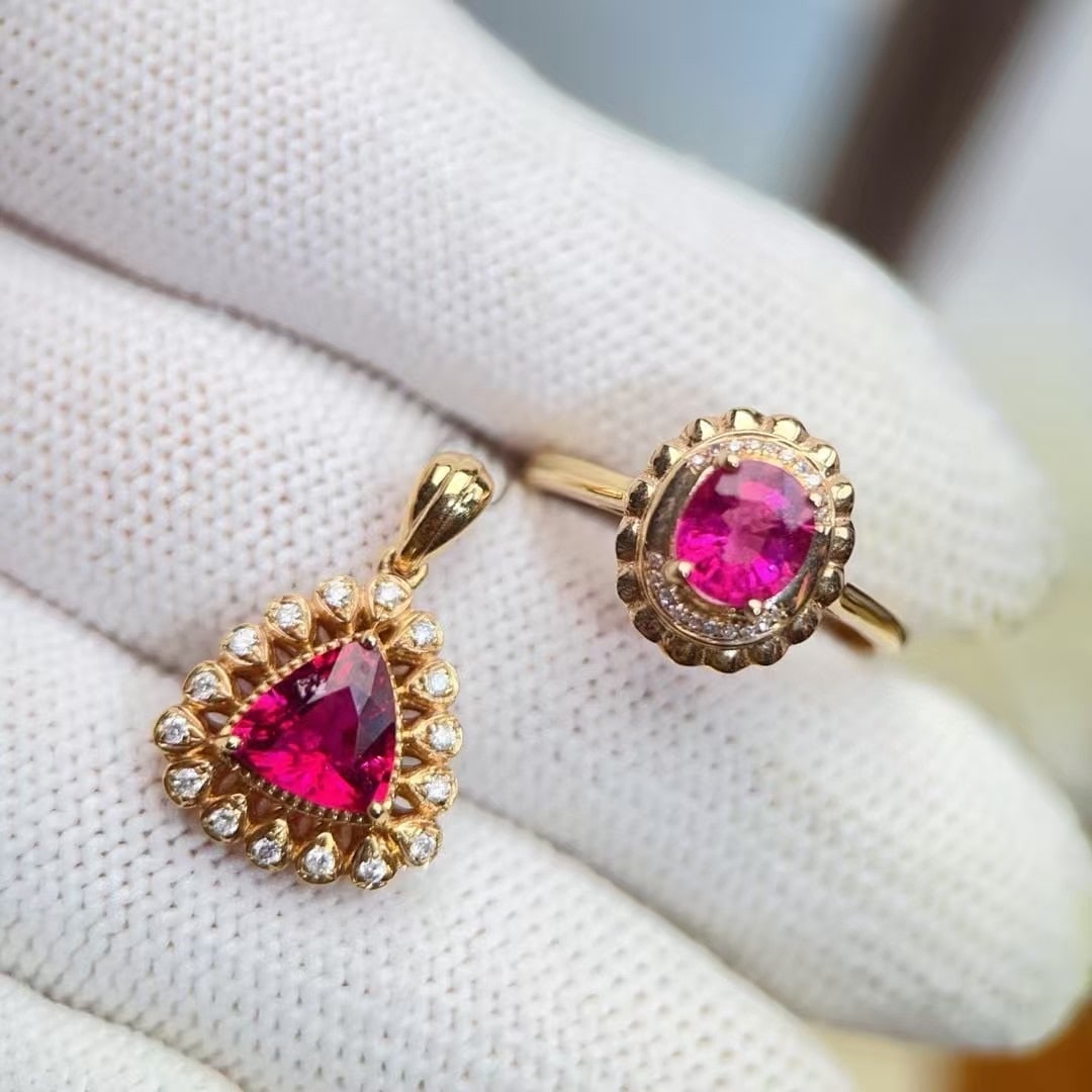 14k Gold 2.8 Ct Natural Tourmaline & Diamond Jewelry Set: Ref:230992348 // gold content:14k gold // ring size:7. 25us // // pendant(without chain) // main gemstone:tourmaline // shape:triangle // carat weight:1. 2ct // color:red // treatment:natural // //
