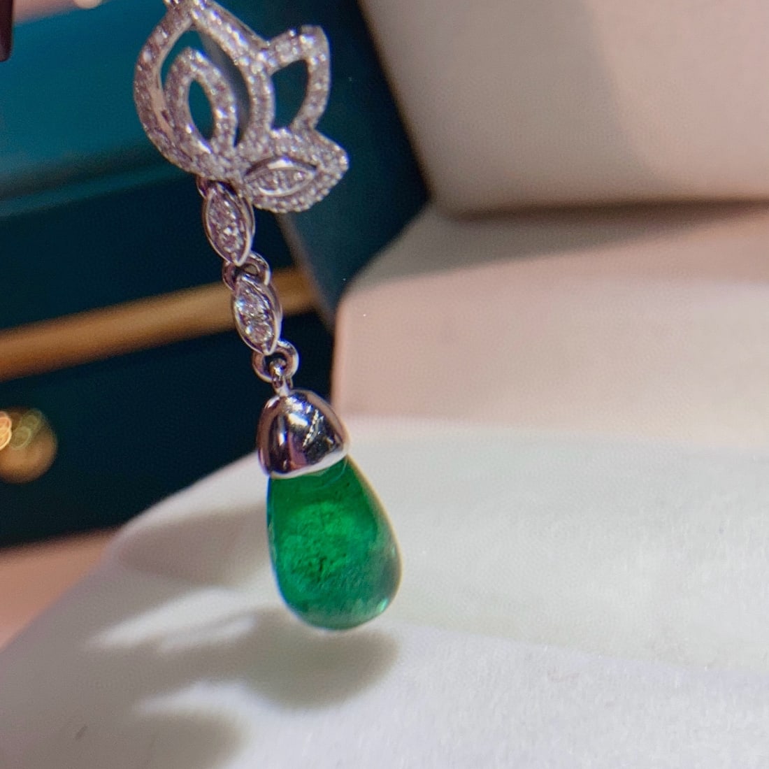 14k Gold 5.00 Ctw Natural Emerald & Diamond Pendant( Without Chain ) - 4