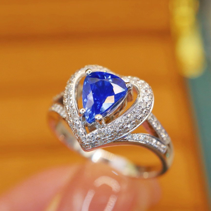 14k Gold 1.67 Ctw Natural Sapphire & Diamond Ring - 2