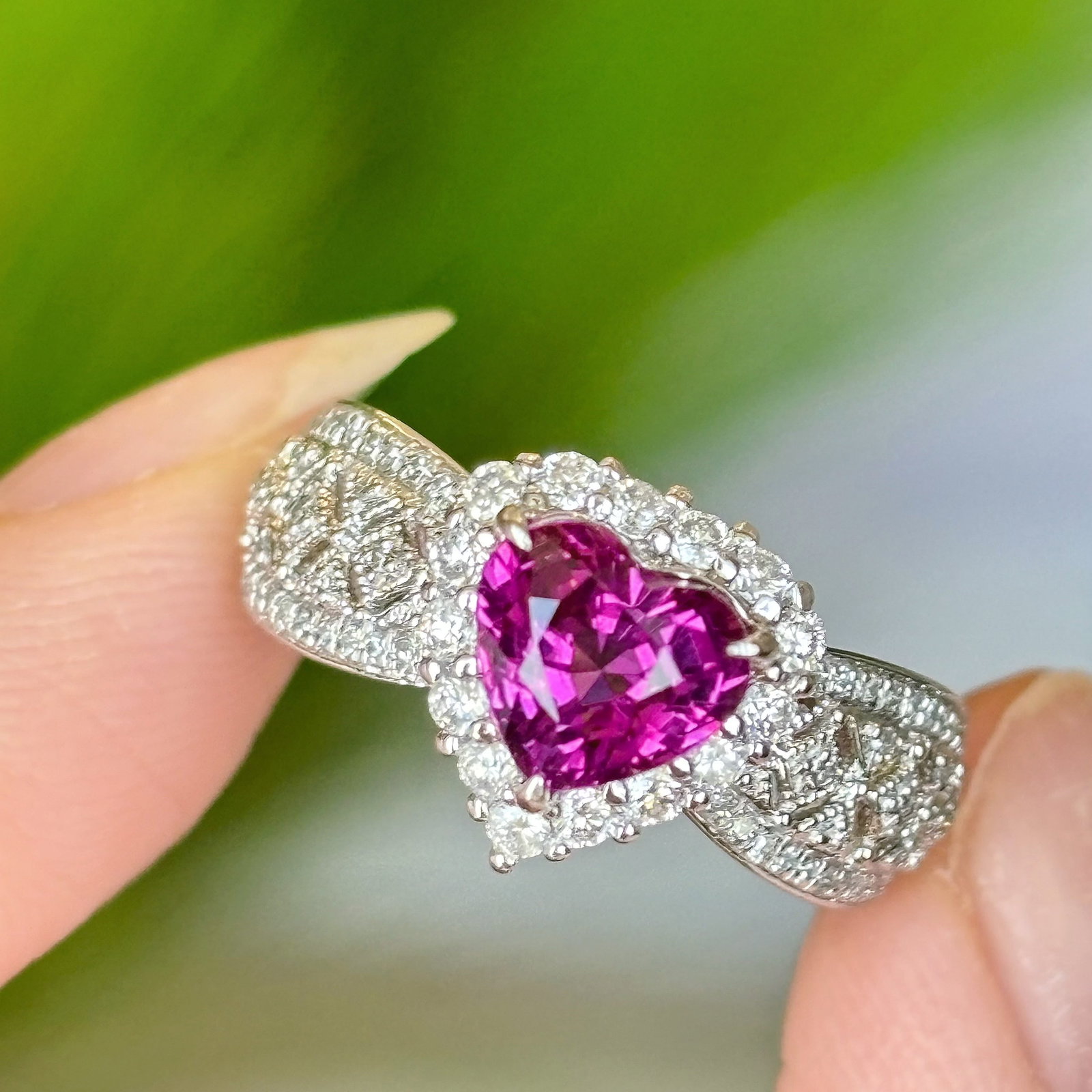 14k Gold 1.5 Ct Natural Garnet & Diamond Ring - 3