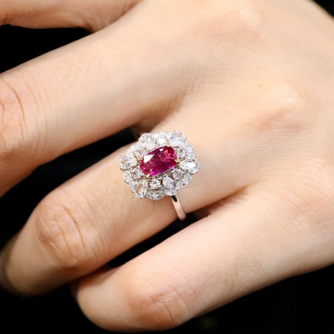 14k Gold 0.98 Ctw Natural Ruby & Diamond Ring - 2