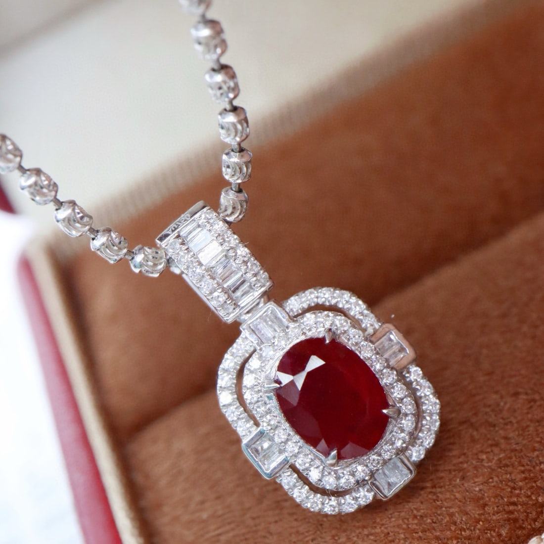 14k Gold 1.55 Ctw Natural Ruby & Diamond Pendant( Without Chain ): Ref:230992389 // gold content:14k gold // main gemstone:ruby // shape:oval // carat weight:1. 25ct // color:pigeonblood red // treatment:natural // // adjacent gemstone 2 : diamond // shape:round //