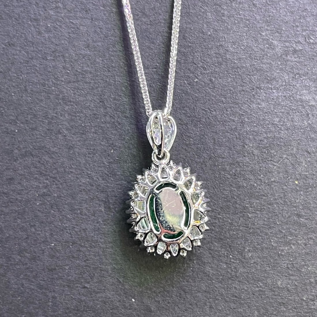 14k Gold 3.12 Ctw Vivid Green Natural Emerald & Diamond Pendant( Without Chain ) - 6