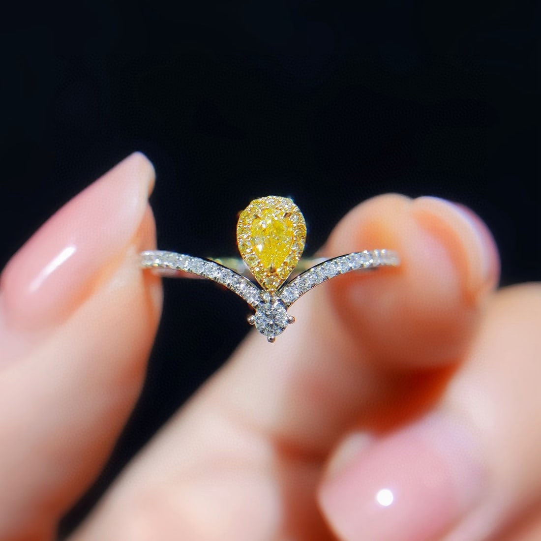 14k Gold 0.30 Ctw Natural Yellow Diamond & Diamond Ring: Ref:230992397 // gold content:14k gold // ring size:7. 25us // // main gemstone:yellow diamond // shape:pear // carat weight:0. 14ct // color:yellow // treatment:natural // // adjacent gemstone 2 :