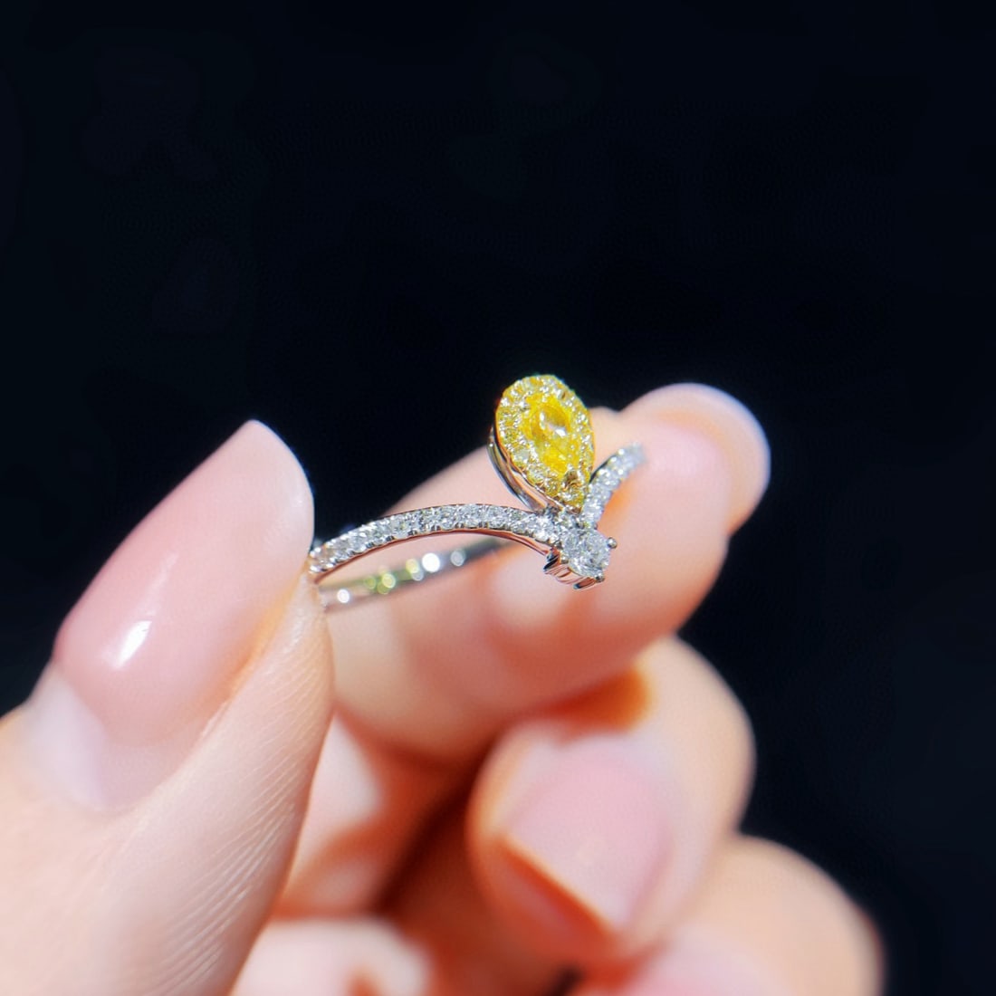 14k Gold 0.30 Ctw Natural Yellow Diamond & Diamond Ring - 2